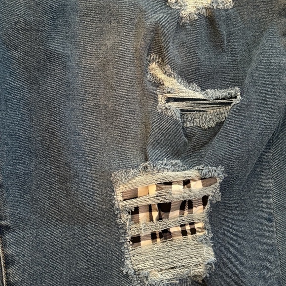 LANE BRYANT Signature Fit Boyfriend Plaid Backed Destruction Size 28 NEW - Picture 8 of 13